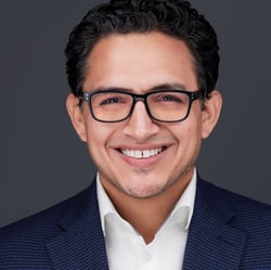 Andrew Almeida, CFP®, CFA Headshot