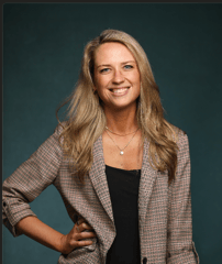 Laura Allen Headshot