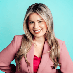 Diana Cabrices Headshot